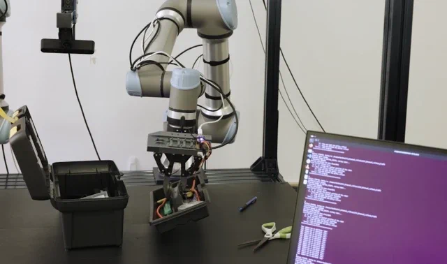 Microsoft's Grand Plan to Build a Brain for Every Robot