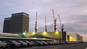 SpaceX Building $250M GigaBay for Mass Rocket Production