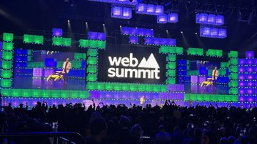 Boston Dynamics Gives Its Robots Bigger Brains