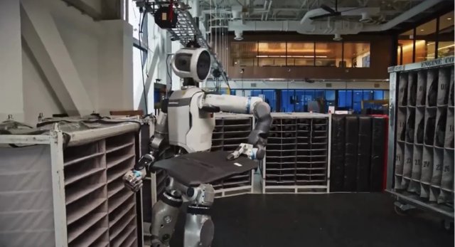 Hyundai Orders an Army of Atlas Humanoid Robots