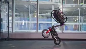 AI Robots Outperform Humans in Motorcycle Stunts