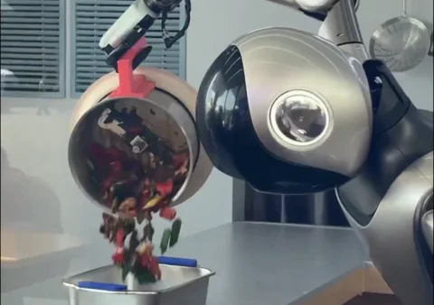 Robotic Chef R1: Cooking Up a Storm in Shanghai