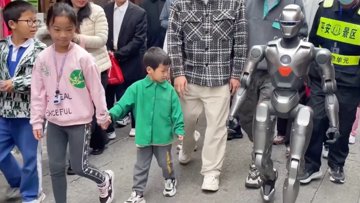 EngineAI's PM01 Humanoid Robot Debuts at Just $13,700