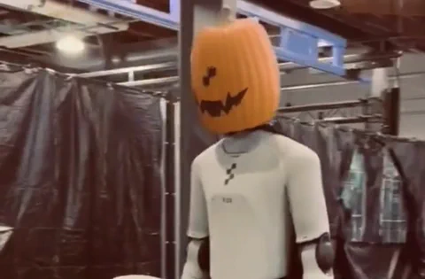 Figure 03's Spooky Walk: A Halloween Special