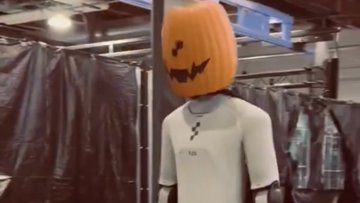 Figure 03's Spooky Walk: A Halloween Special