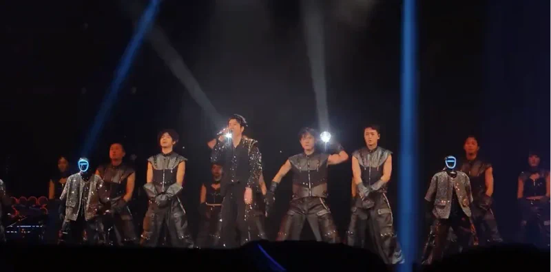 Unitree G1 Robots Are Now Backup Dancers