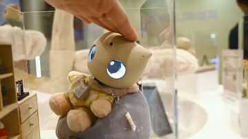 Fourier's New Desktop Robot is a Multilingual Toddler