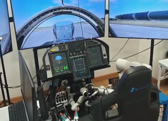 This Robot Arm Makes Sure Your Flight Simulator Doesn't Lie