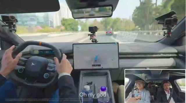 XPENG's AI Chauffeurs a Terrified Richard Hammond