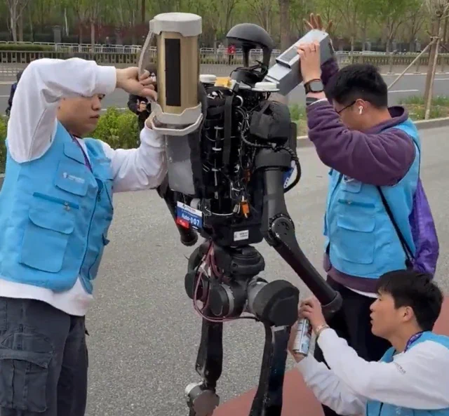 Humanoid's Marathon Pit Stop: Ice, Lube, and a Battery Swap